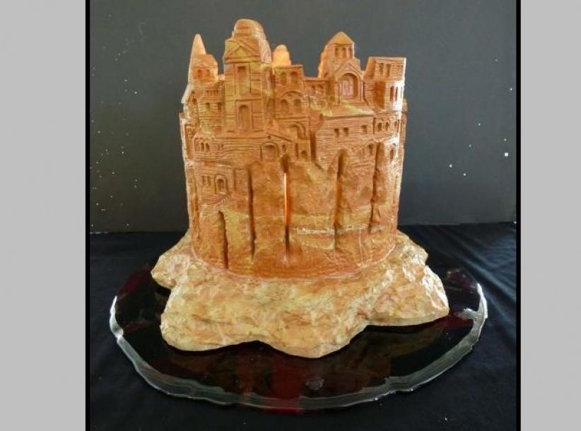 هدية بيت لحم لقداسة البابا نحتت من حجر الكنيسة