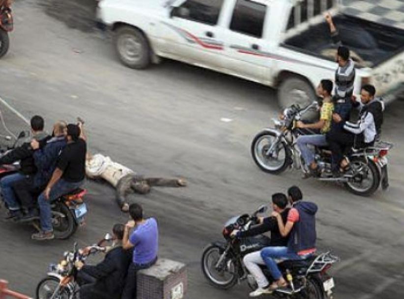 المقاومة تعدم عددا من العملاء خلال الحرب