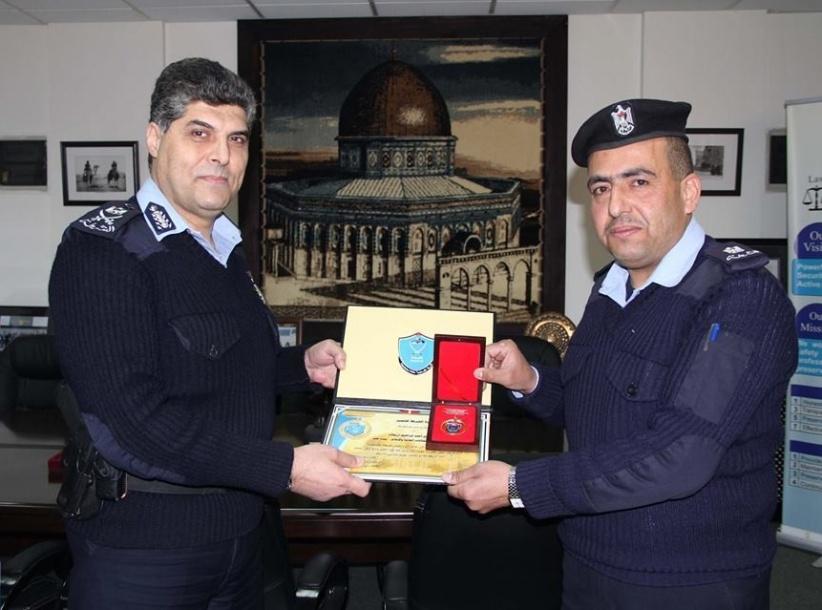 تعيين المقدم لؤي ارزيقات ناطقا بسام الشرطة الفلسطينية