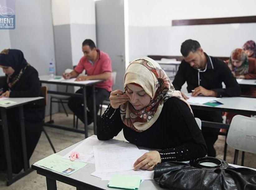 43 ألف خريج بالضفة يتقدمون لامتحان التوظيف