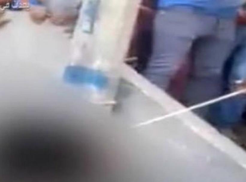 بالفيديو : شنق مواطن في ‫الشارع‬ ‫‏بمصر‬ وسط صيحات التكبير