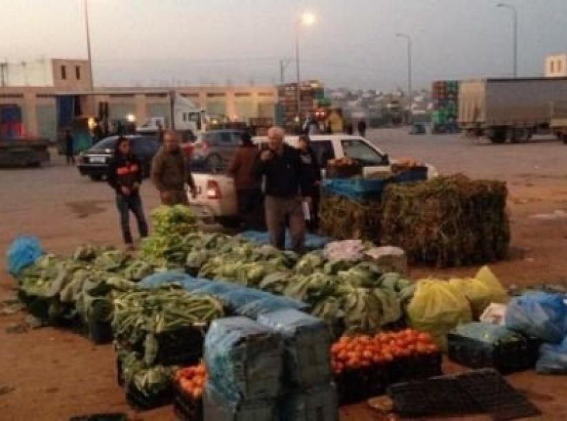 الاحتلال يغلق سوق خضار المركزي جنوب نابلس