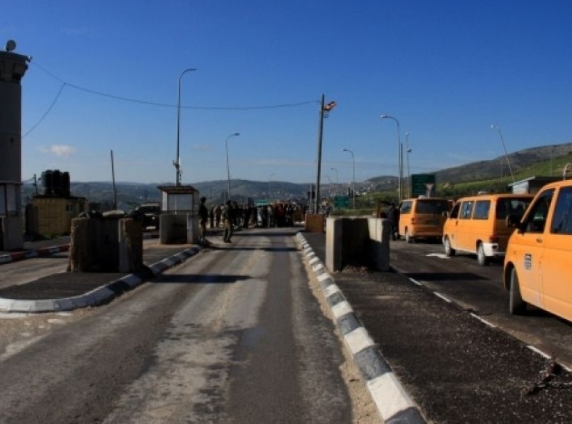 الاحتلال يحتجز المواطنين بين جنين ونابلس