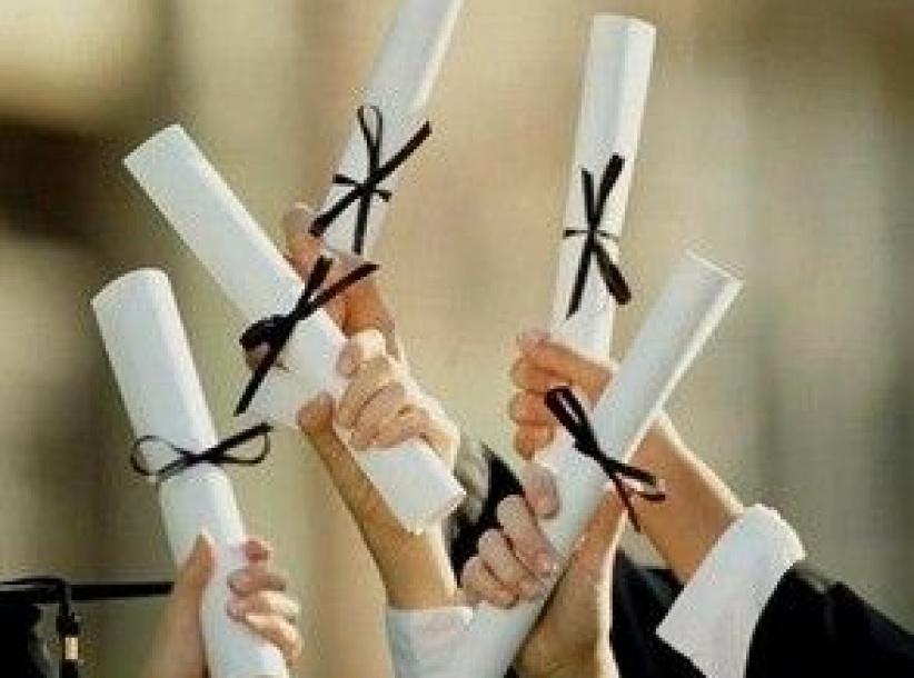 التعليم العالي: المنح الدراسية الفنزويلية ما تزال قائمة