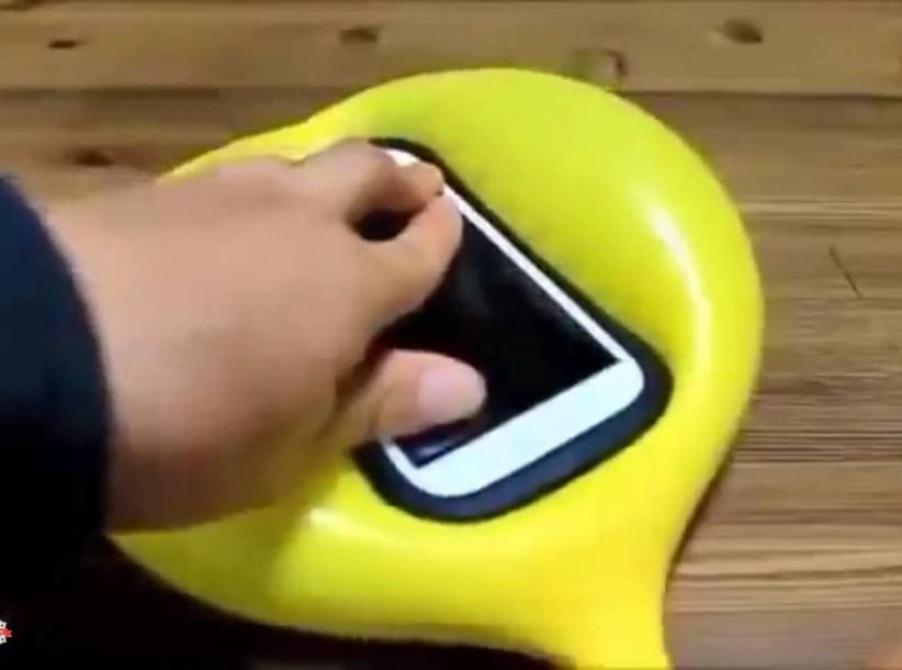 اصنع جراب لهاتفك بالبلون