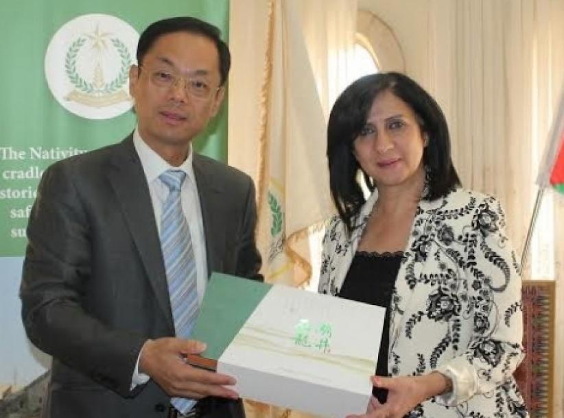 السفير الصيني يزور بلدية بيت لحم ويبدي رغبته الشديدة في التعاون المشترك