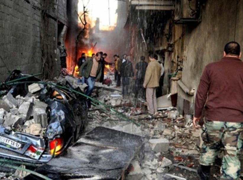 شهيدان لاجئان وقصف مخيم درعا بـ15 برميلاً متفجرًا