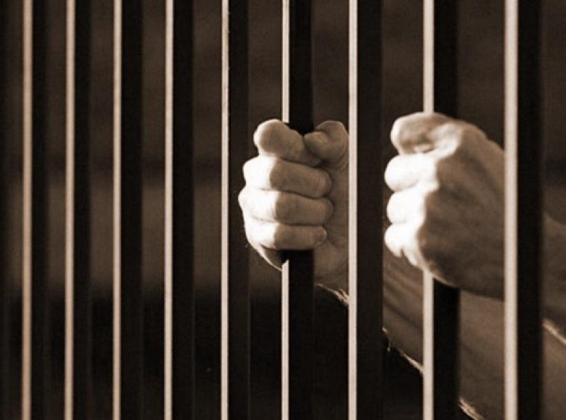 ثلاثة أسرى يواصلون إضرابهم المفتوح عن الطعام