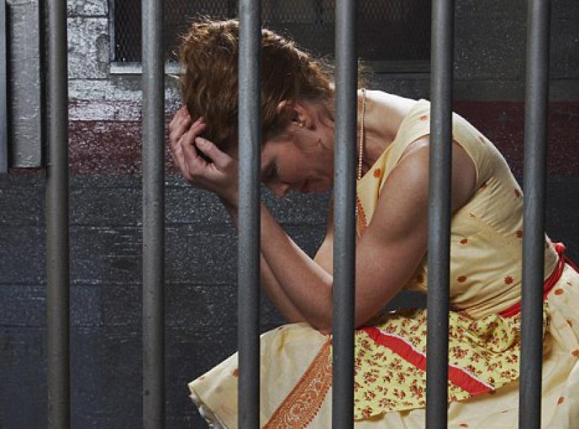 السجن لمكسيكية رفضت كي ملابس زوجها