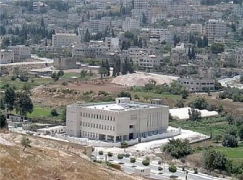 محكمة بالضفة تتهم معتقلًا سياسيًا بـ