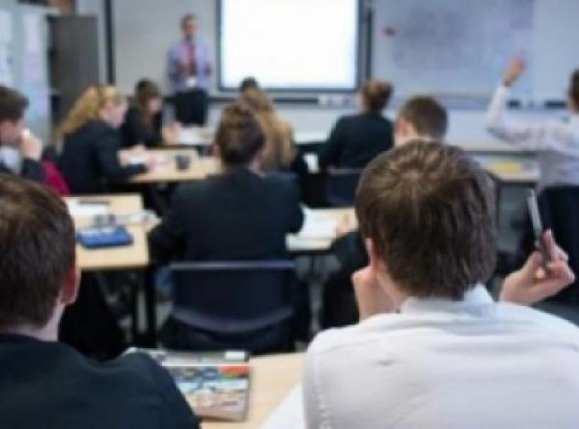 الإندبندنت: العربية هي اللغة التي يجب تعلمها