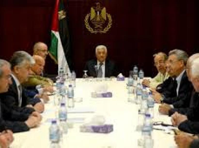 عباس يكلف الحمد الله إجراء تعديل طفيف على حكومة الوفاق