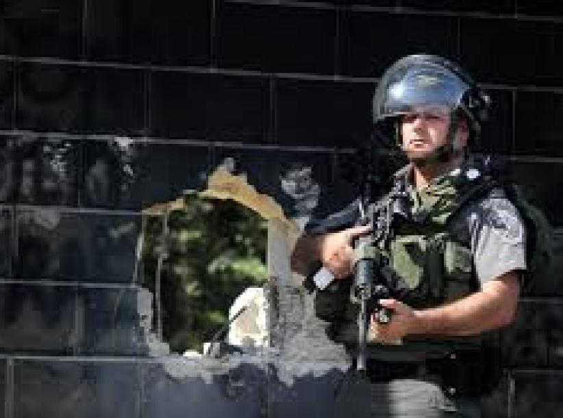 الحكم على مقدسيين وتمديد توقيف آخرين