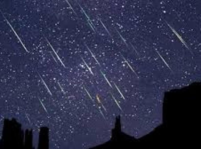 اليابان ستقيم عروض أمطار النيازك المزيفة