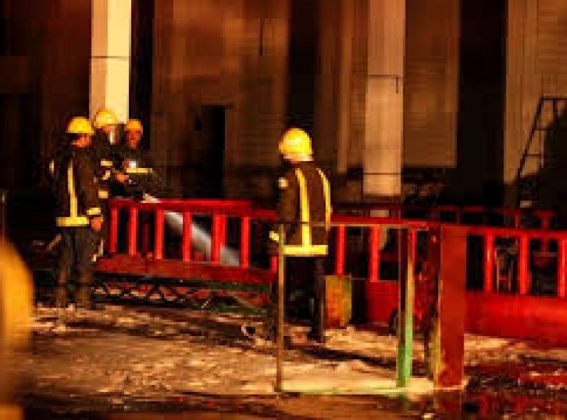 سرقة سيارة إطفاء إسرائيلية أثناء عملية إنقاذ