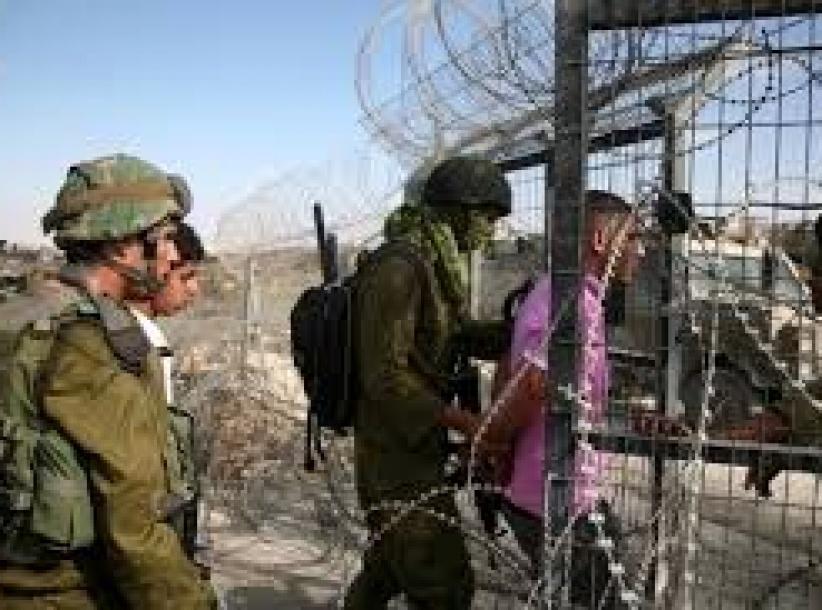 الاحتلال يعتقل مواطناً من عوريف