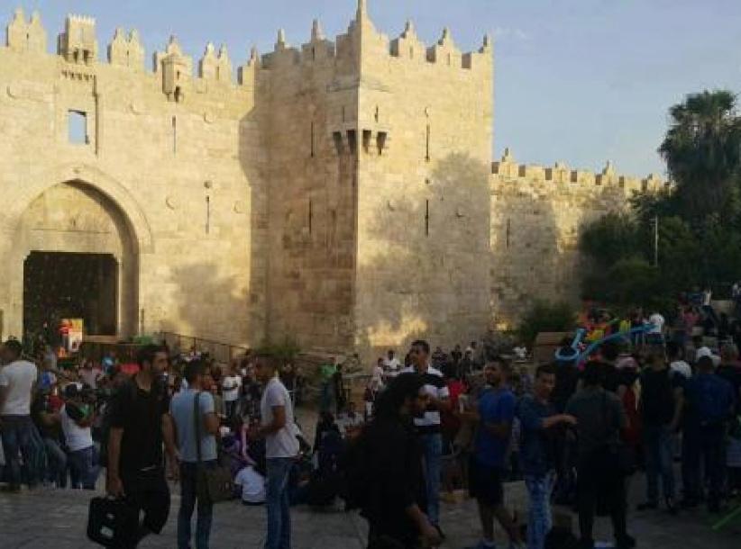 التواجد المكثف للمصلين يحول دون اقتحامات المستوطنين للأقصى