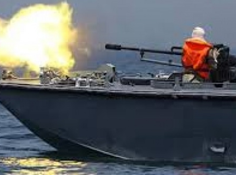 تفجير زورق حربي مصري برفح المصرية