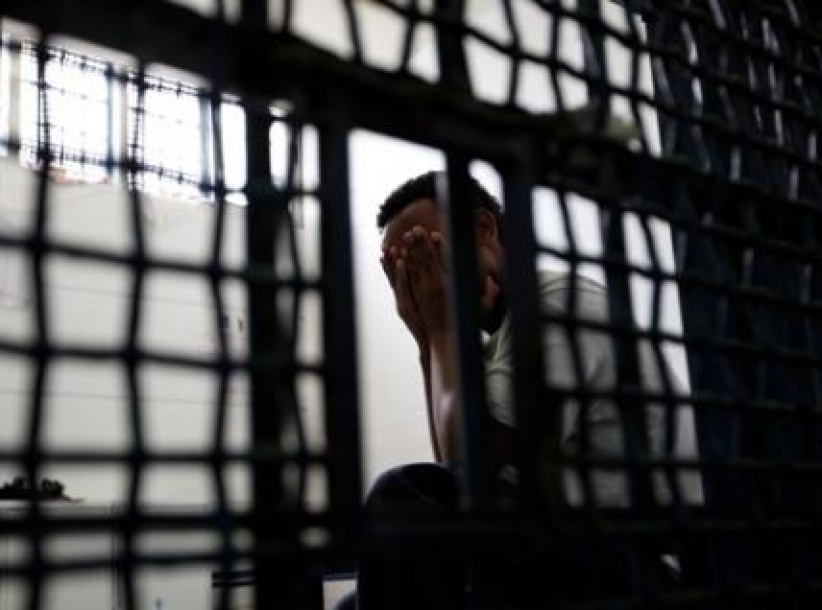 نقل الأسير المضرب عدي استيتي إلى زنازين 'ايشل'