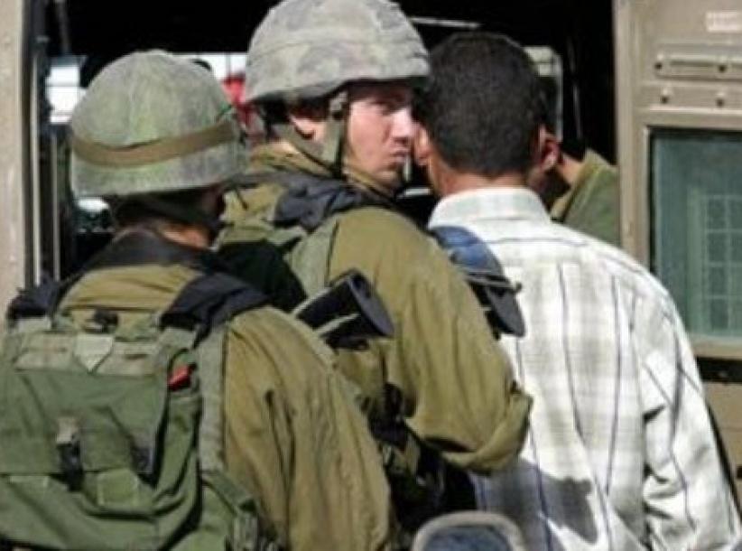 الاحتلال يعتقل 3مواطنين ويصادر أجهزة حاسوب بالقدس