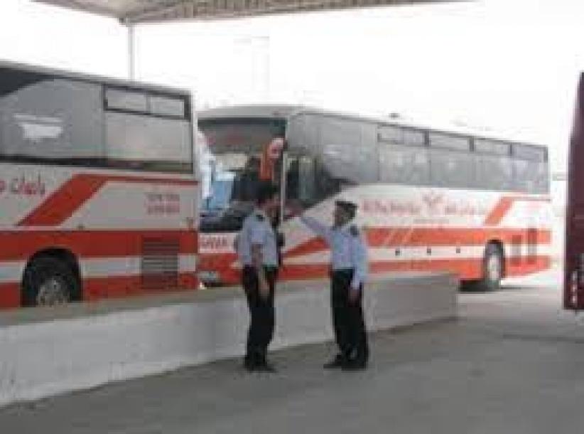 بدء وصول الحجاج إلى معبر الكرامة