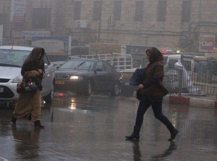 الارصاد: منخفض جوي يدخل البلاد الاربعاء