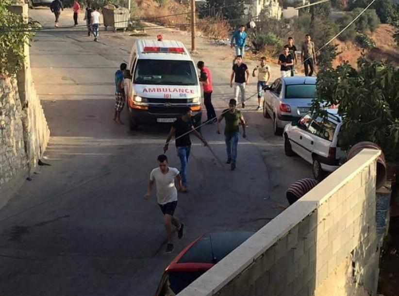 اعتقالات وتفتيش وتكسير لممتلكات المواطنين في نابلس