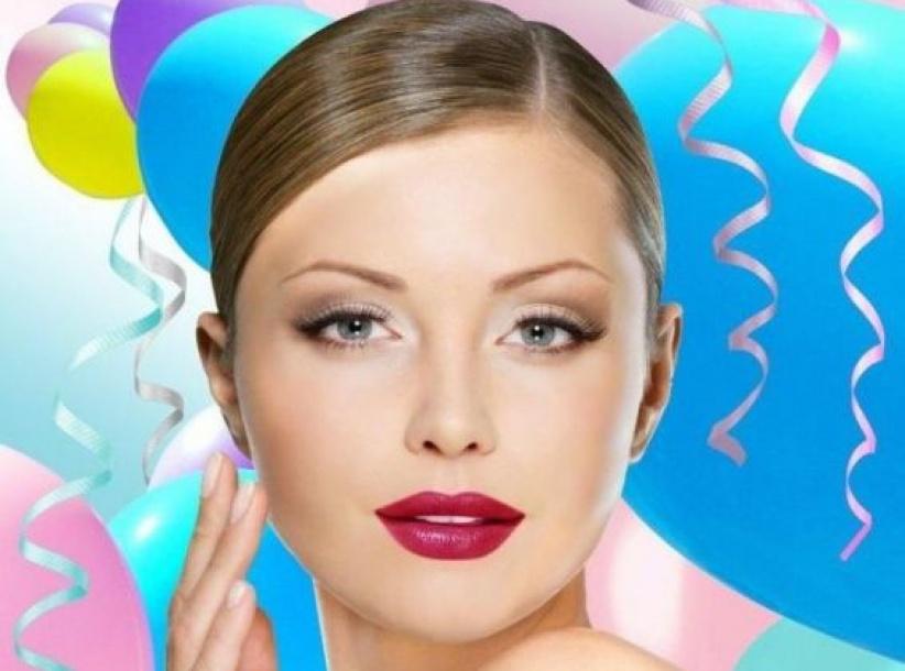 مكياج ناعم للمرأة الجامعية