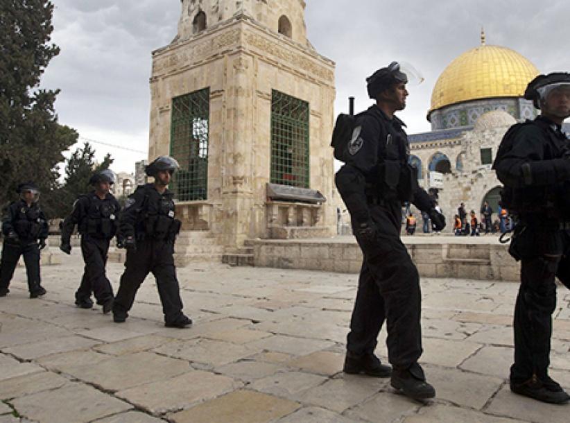 مستوطنون يجددون اقتحامهم المسجد الأقصى بحراسات مشددة