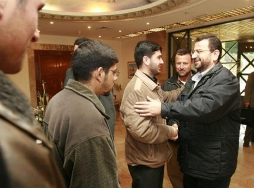 وفد حماس يصل طهران لبحث العلاقات الثنائية