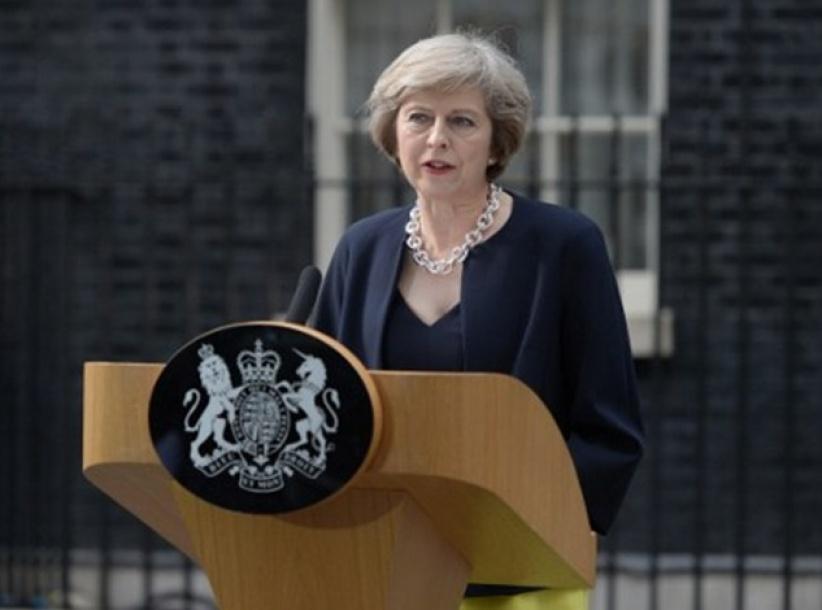 تيريزا ماي تؤكد على وجوب إيجاد حل للقضية الفلسطينية