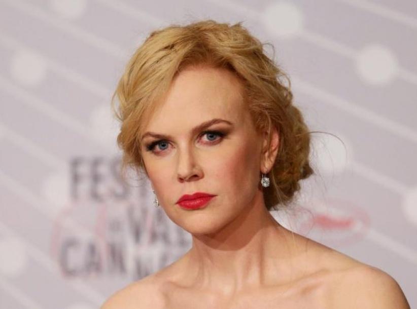 مجلات تستخدم نجمات هوليوود لـ