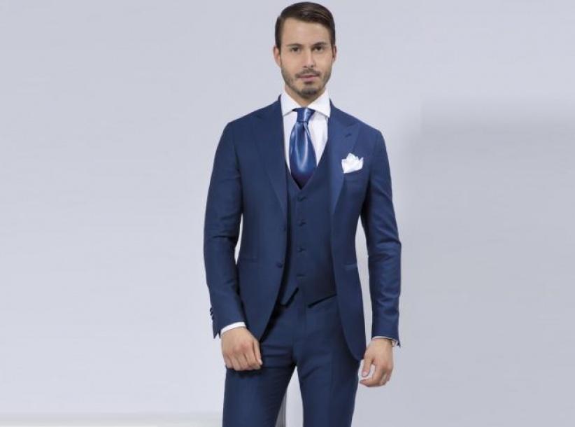 6 قواعد عليك اتباعها عند ارتداء البدلة