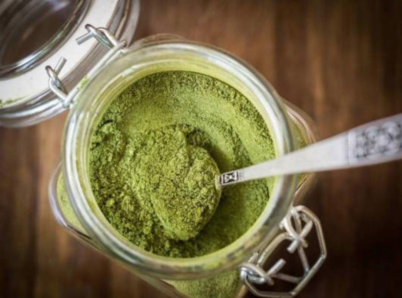 أضيفوا هذه البودرة إلى الشاي واخسروا الكثير من وزنكم