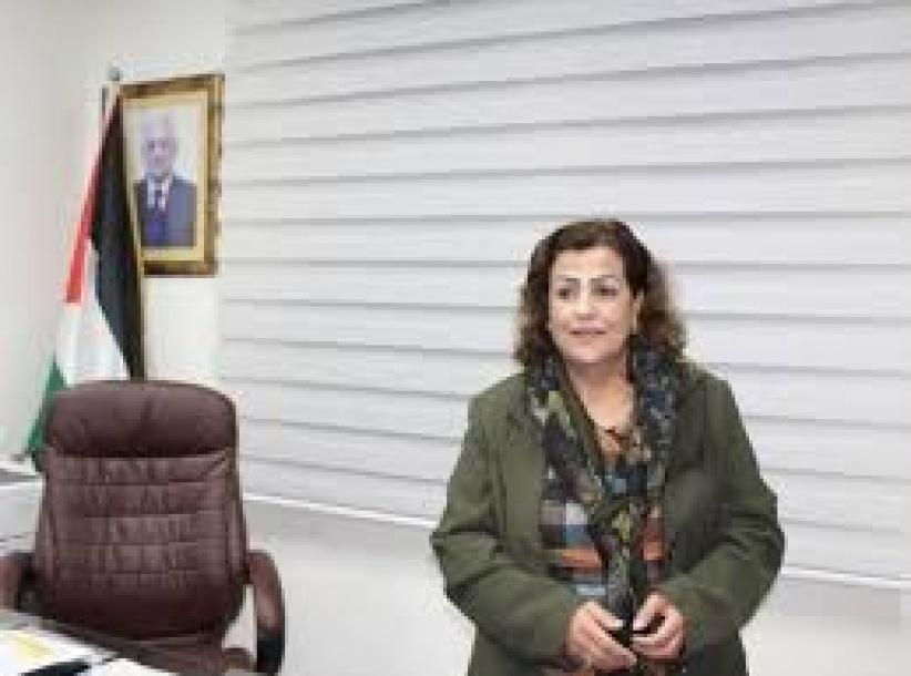 الاحتلال يمنع عضو المجلس الثوري لفتح سلوى هديب من زيارة قطاع غزة