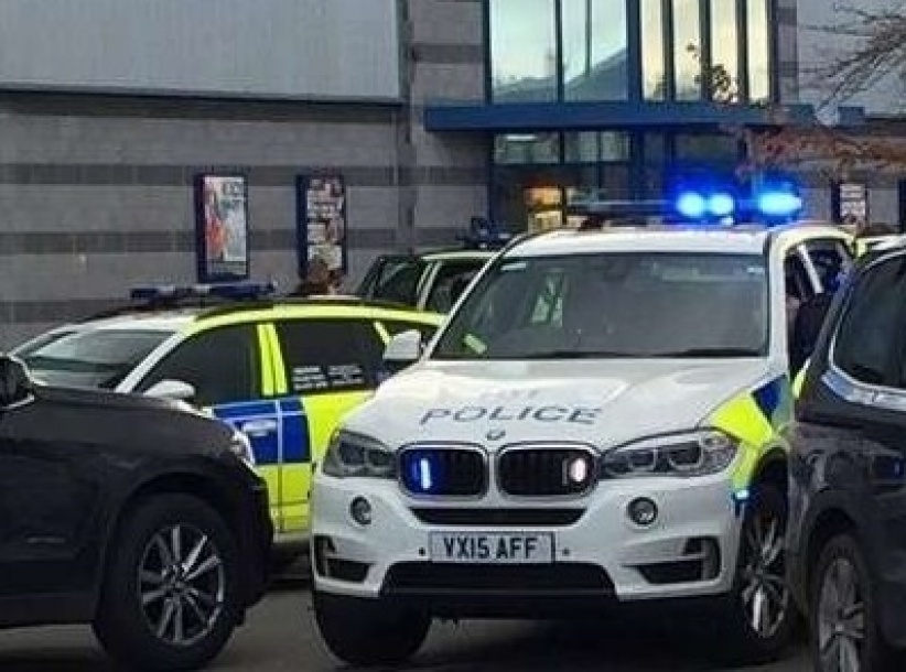 الشرطة البريطانية تنفي طابع الإرهاب عن حادث وركشير