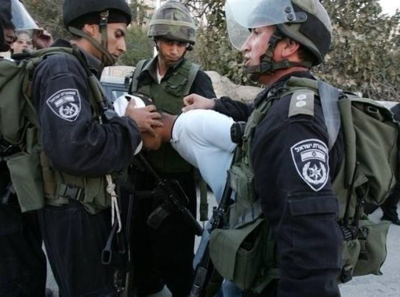 اعتقال عنصريّ أمن فلسطينيين في القدس