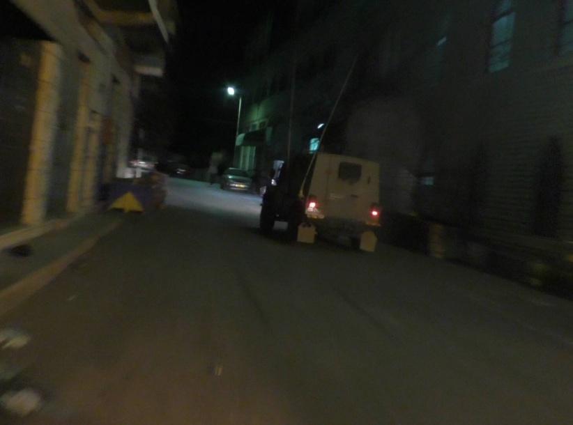 اختناقات ببيت أمر وإخطار بهدم صرح شهيد بالخليل