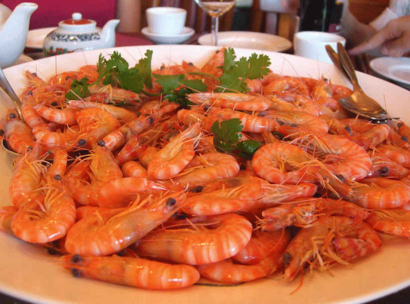 المأكولات البحرية لذيذة ومغذية.. وضارة للبعض