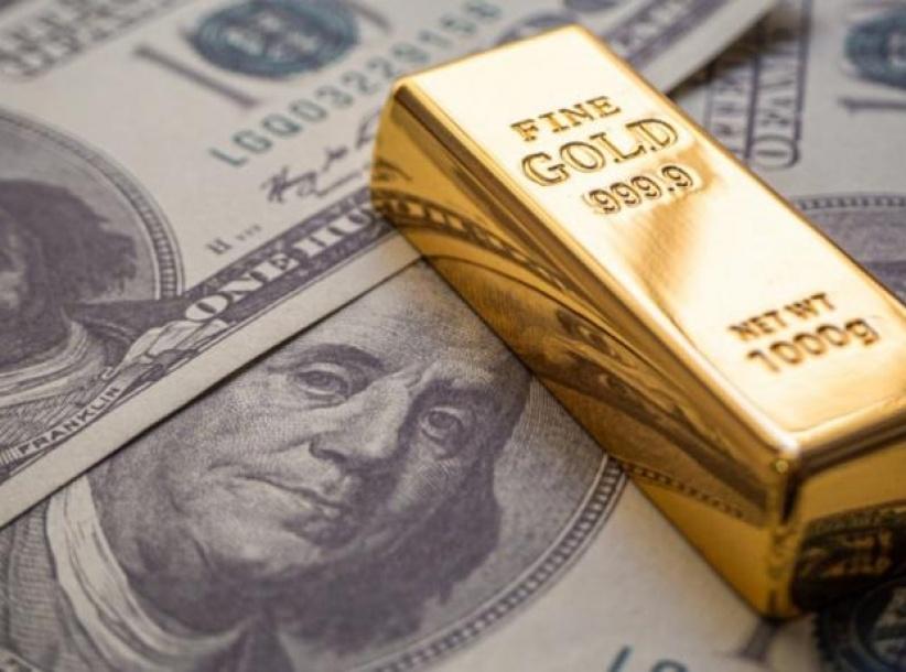 العملات والمعادن