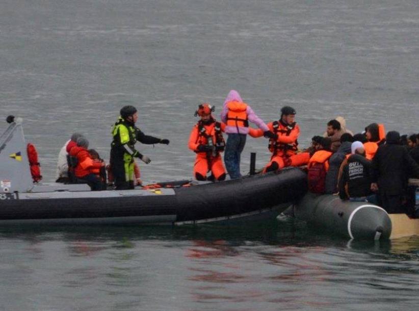 مصرع مهاجرين أثناء محاولتهم عبور المانش من فرنسا