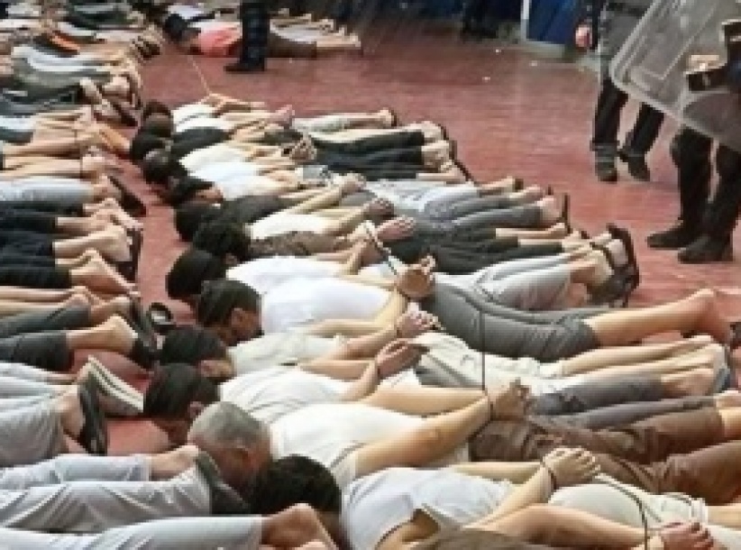 تدهور صحي ومعيشي لأسرى بينهم مرضى وقاصرون في سجن 