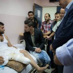 Mohamad-assaf-visting-wound people-jordan (11)