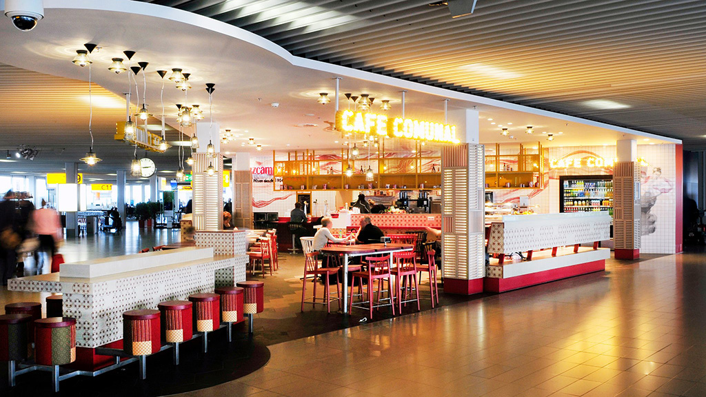 Amsterdam Airport Schiphol-002