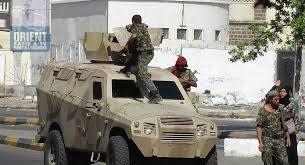 قتلى باشتباكات عدن والحوثيون بالقصر الرئاسي
