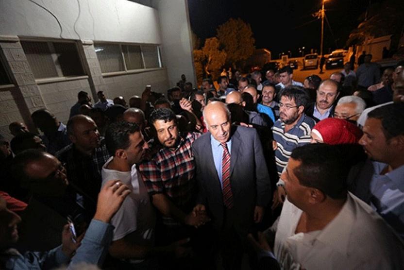 الرجوب يبرر