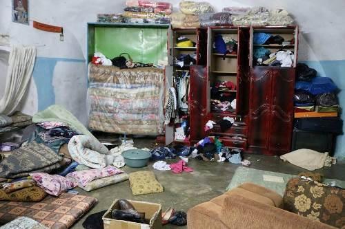 الاحتلال يعتقل 14 مواطنا وينهب اموالا ومصاغات شرق نابلس