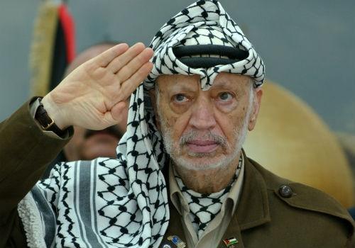 القضاة الفرنسيون: لا أدلة على وجود طرف قاتل لعرفات