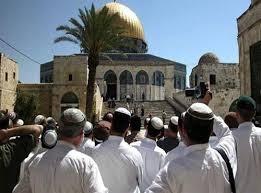 دائرة شؤون القدس تحذر من قيام الاحتلال بالاستيلاء على مقبرة باب الرحمة