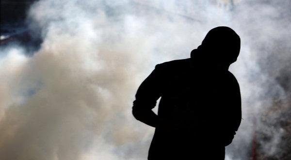 الخليل: اصابة عدد من الطالبات بالاختناق بالبلدة القديمة